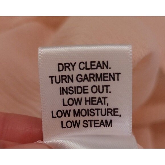 St. John Beige Silk Sheer Blouse Sz 6 Office Career Business Casual - Picture 8 of 8